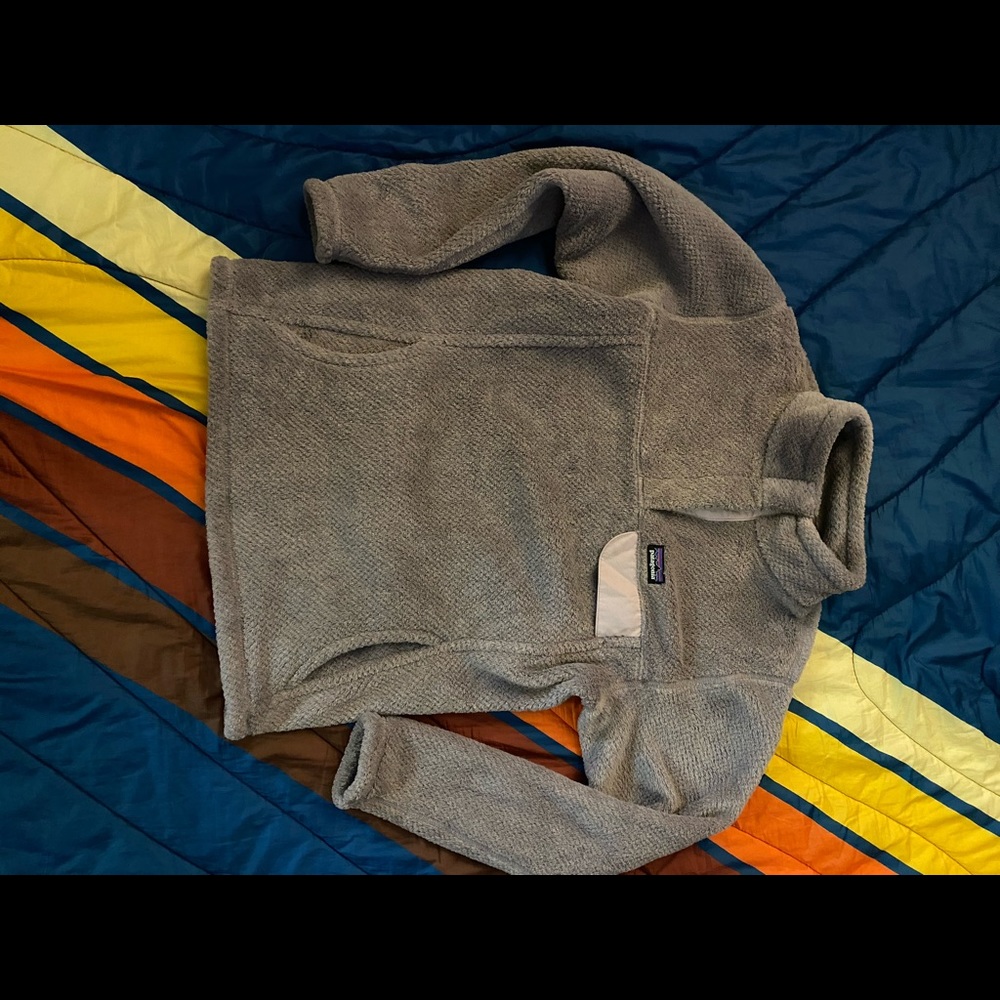 Girls Patagonia pullover - XL